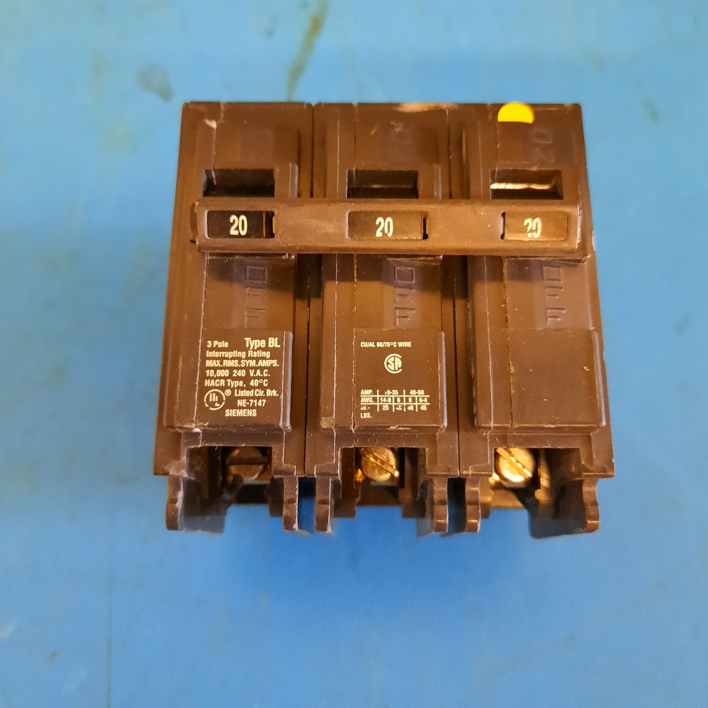B320 - Siemens 20A Amp 3P Pole 10kA@240V Bolt On Circuit Breaker