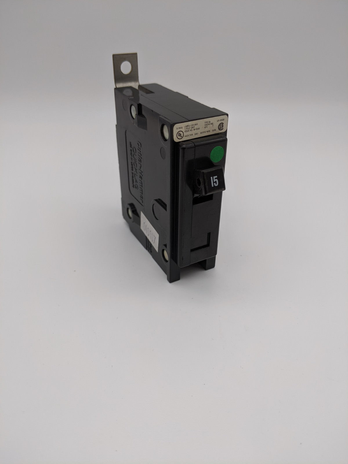 BAB1015 - Cutler Hammer 15A Amp 1P Pole 10kA@120/240V Bolt On Circuit Breaker