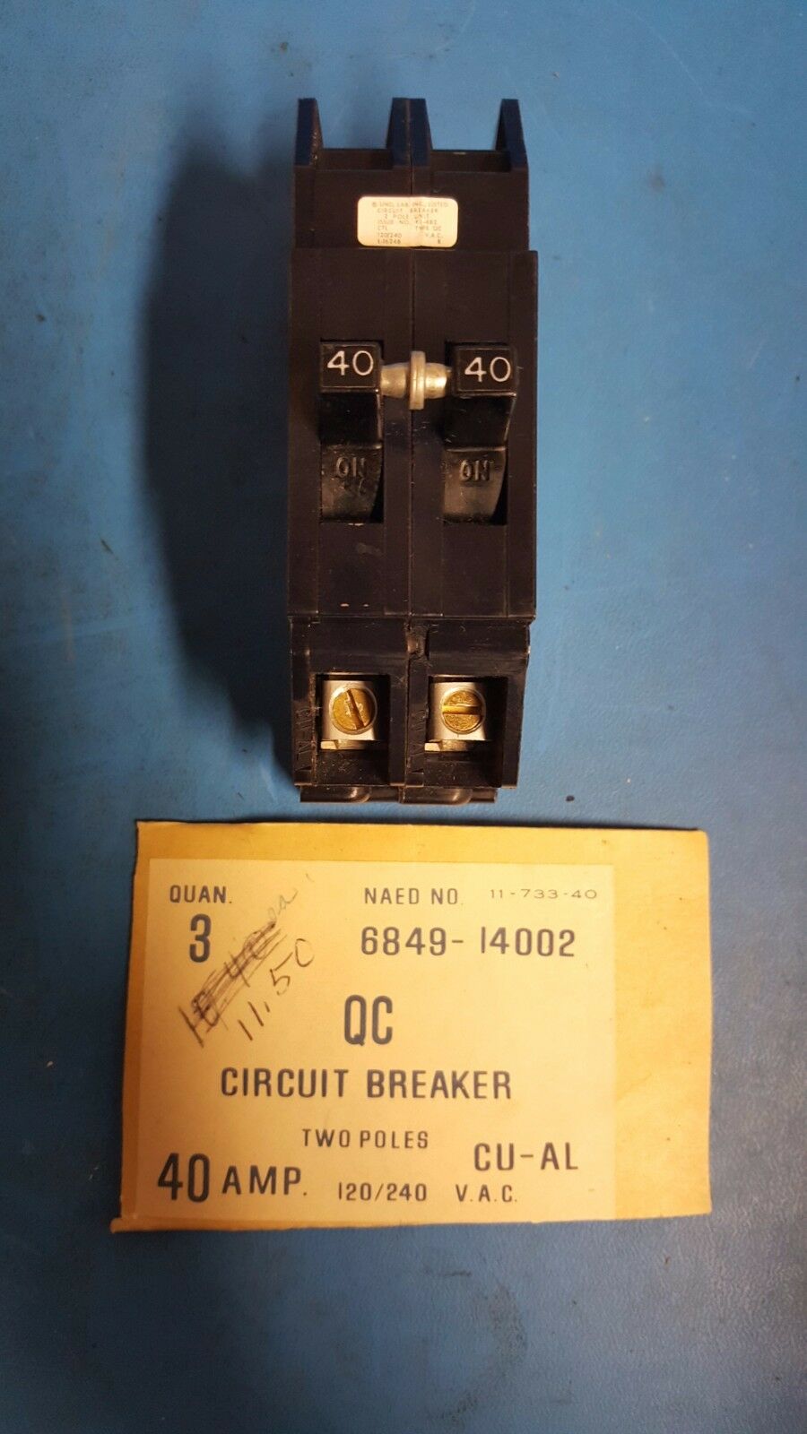 QC240 - Zinsco 40A Amp 2P Pole 10kA@120/240V Plug On Circuit Breaker