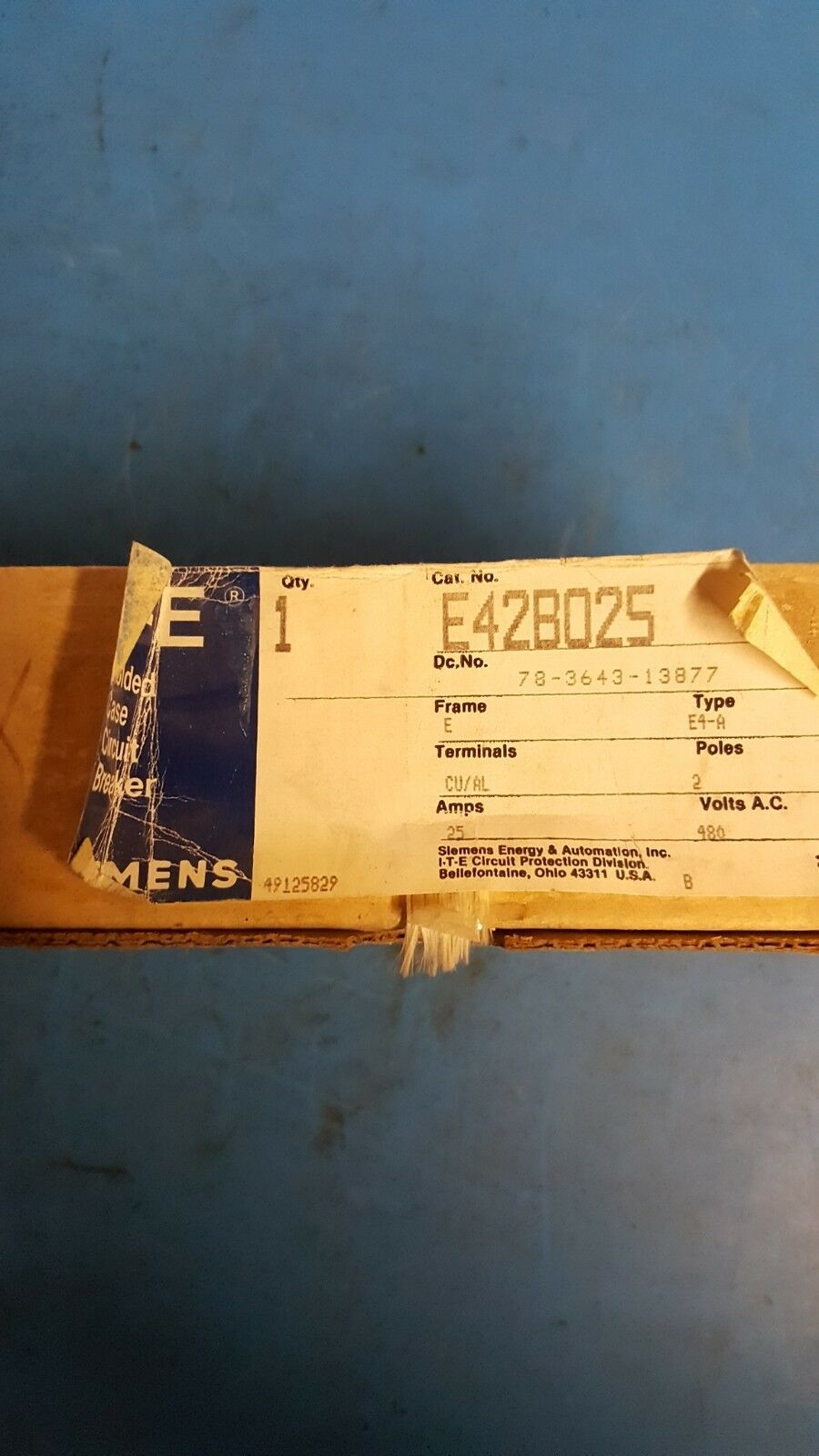 E42B025 - Siemens 25A Amp 2P Pole 18kA@480V Bolt On Circuit Breaker