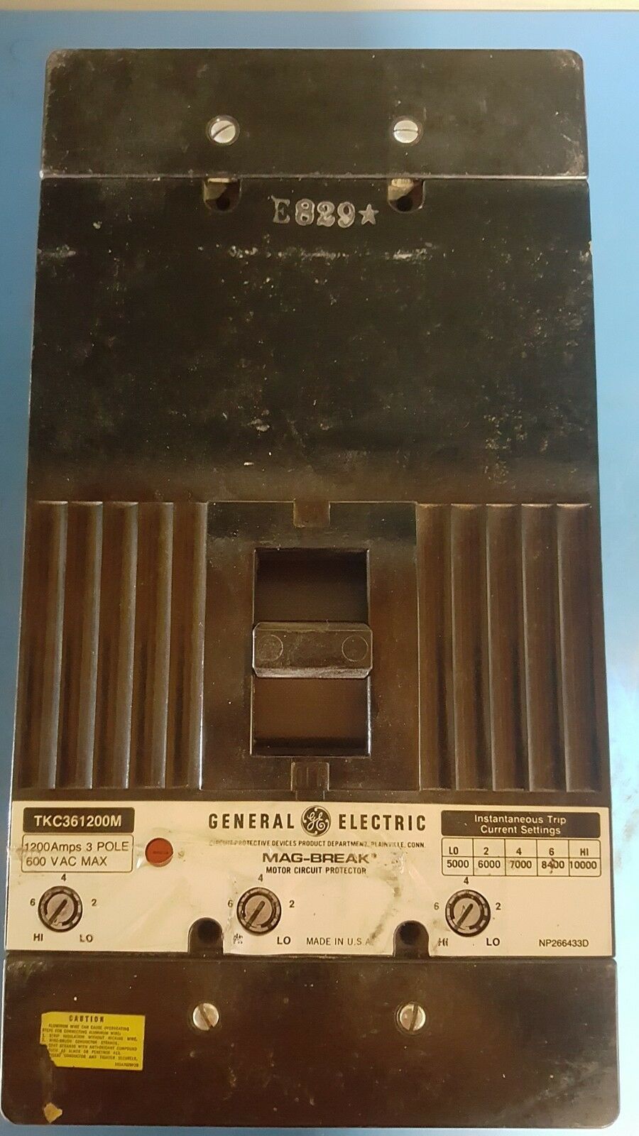 TKC361200M - GE 1200A Amp 3P Pole 600V 30kA@480V Feed Through Circuit Breaker - Older Series