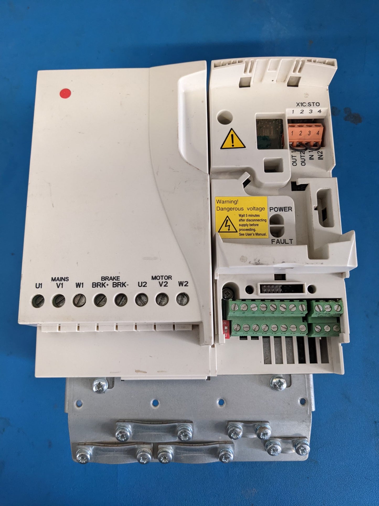 ACS355-03U-12A5-4 - ABB 5.5Kw 7.5Hp Open Type Variable Frequency Drive Vfd