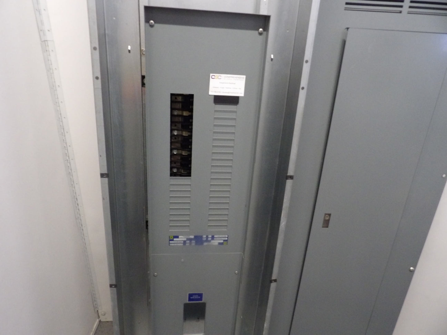 3042B3421SQQOC - Square D 300A Amp 42Sp 208/120V 3Ph Mb Interior Panelboard - Main Breaker Not Included