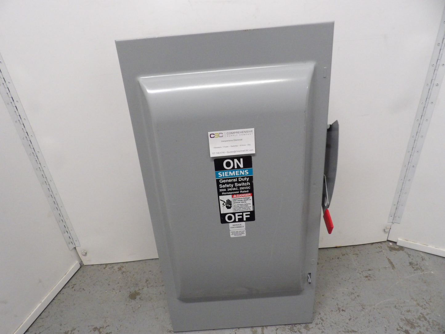 GF324N - Siemens 200A Amp 3P Pole 240V Nema 1 Fusible General Duty Safety Switch