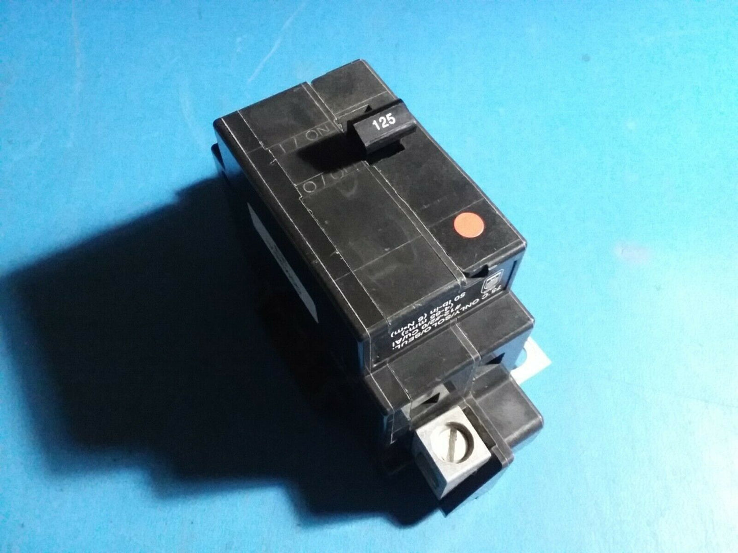 QOM125VH - Square D 125A Amp 2P Pole 22kA@120/240V Bolt On Main Circuit Breaker