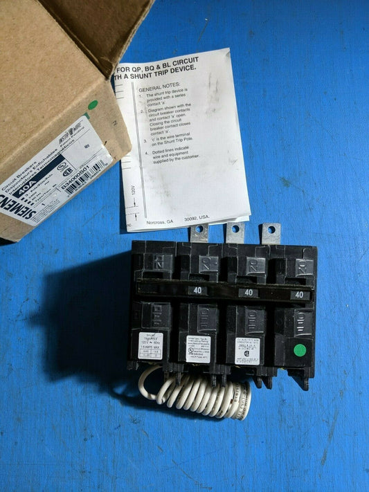 B34000S01 - Siemens 40A Amp 3P Pole 10kA@240V Bolt On Circuit Breaker W/120V Shunt Trip