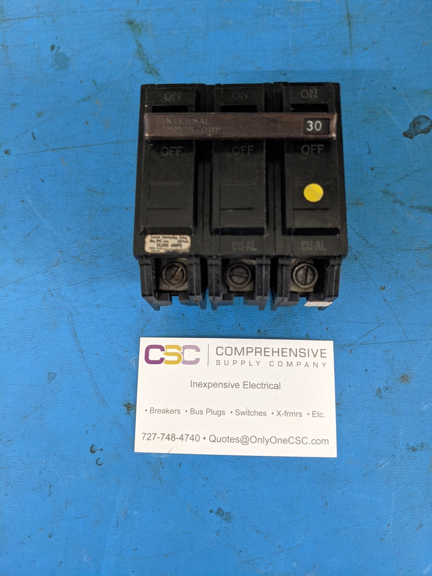 THQL32030 - GE 30A Amp 3P Pole 10kA@240V Plug On Circuit Breaker - Older Series