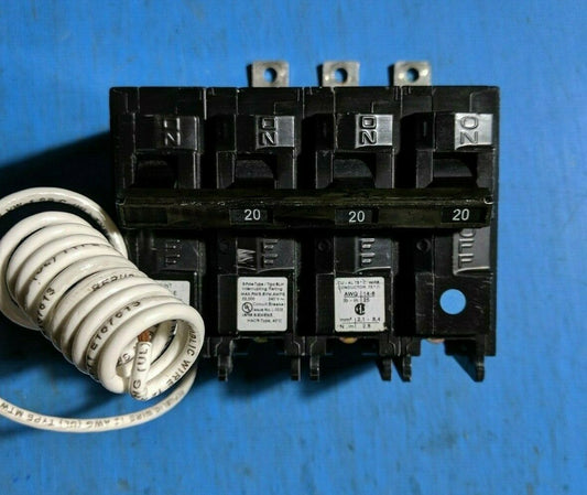 B320H00S01 - Siemens 20A Amp 3P Pole 22kA@240V Bolt On Circuit Breaker W/120V Shunt Trip