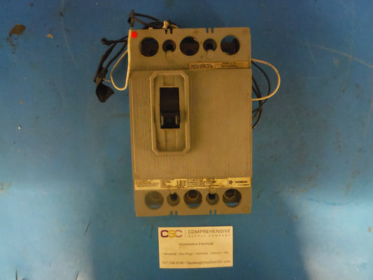QJH23B100 - Siemens 100A Amp 3P Pole 22kA@240V Bolt On Qjh2 Circuit Breaker W/120/240 S01Qjor3 Shunt
