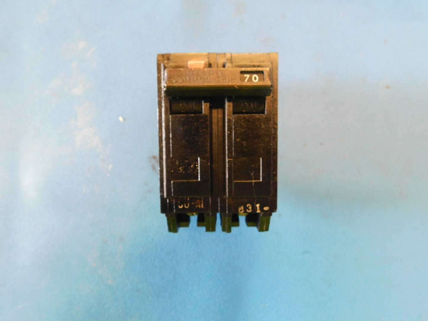 TQB2170 - GE 70A Amp 2P Pole 5kA@240V Bolt On Circuit Breaker