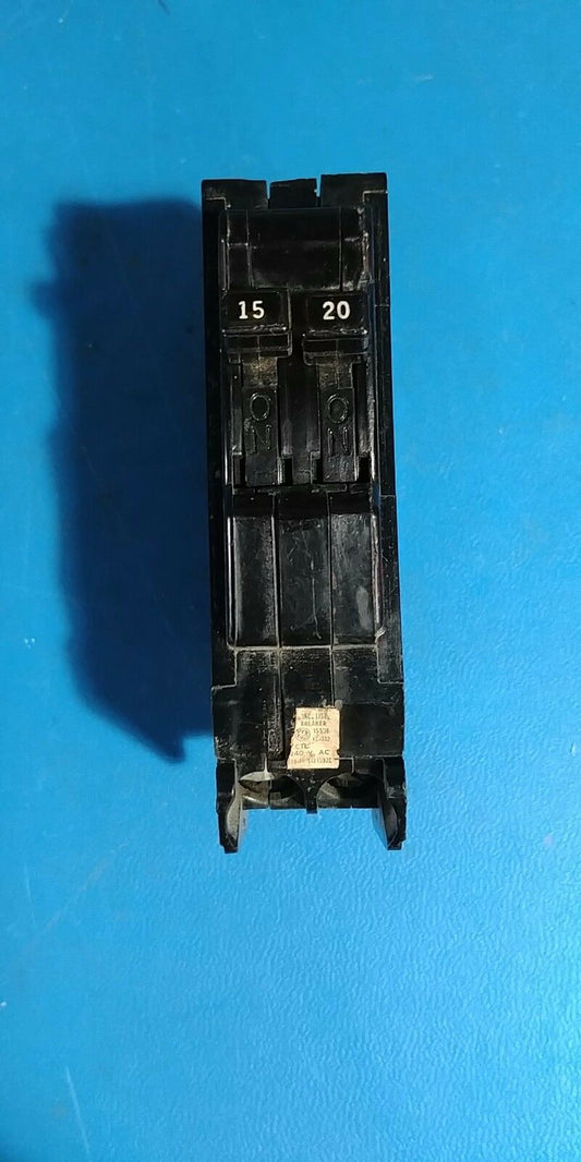 TRP1520 - GE 15A/20A Amp 2X1P Pole 10kA@240V Plug On Duplex Circuit Breaker