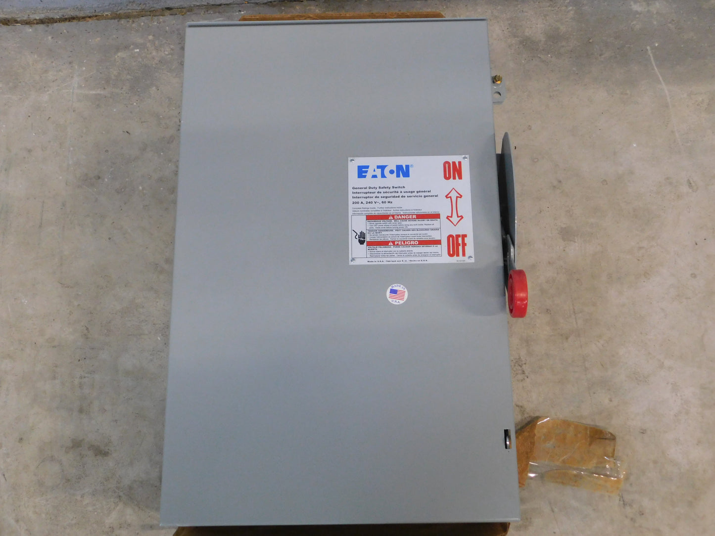 DG224URK - Eaton 200A Amp 2P Pole 240V Nema 3R Non-Fusible General Duty Safety Switch