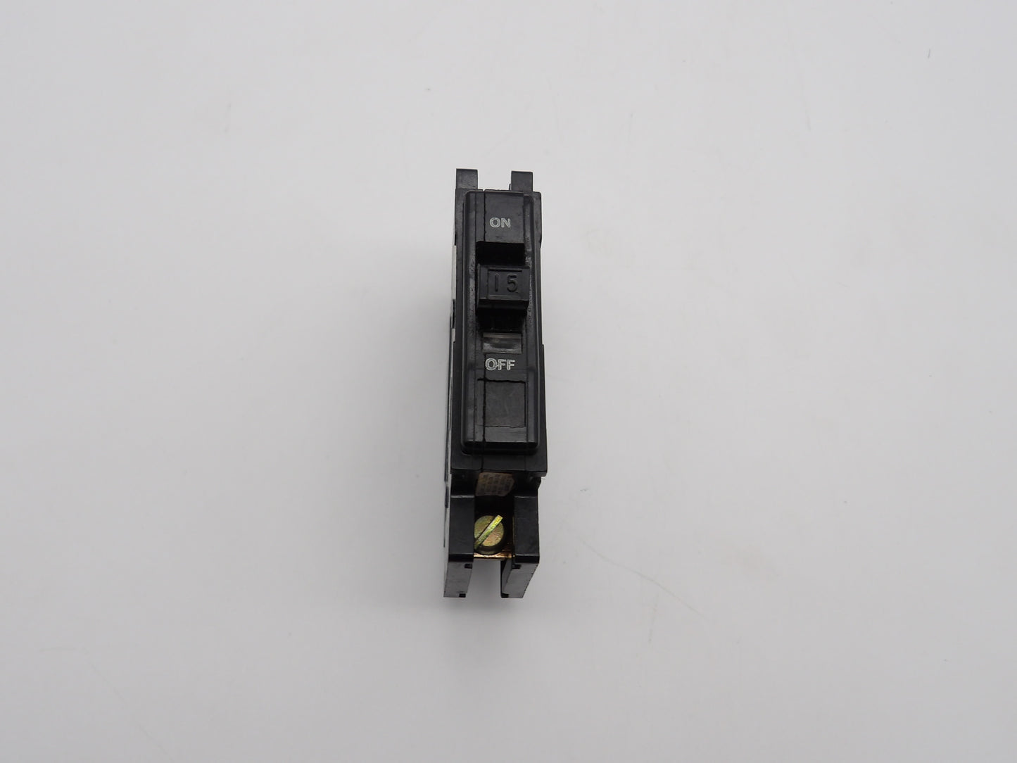 QOU115 - Square D 15A Amp 1P Pole 10kA@120/240V Feed Through Black Circuit Breaker