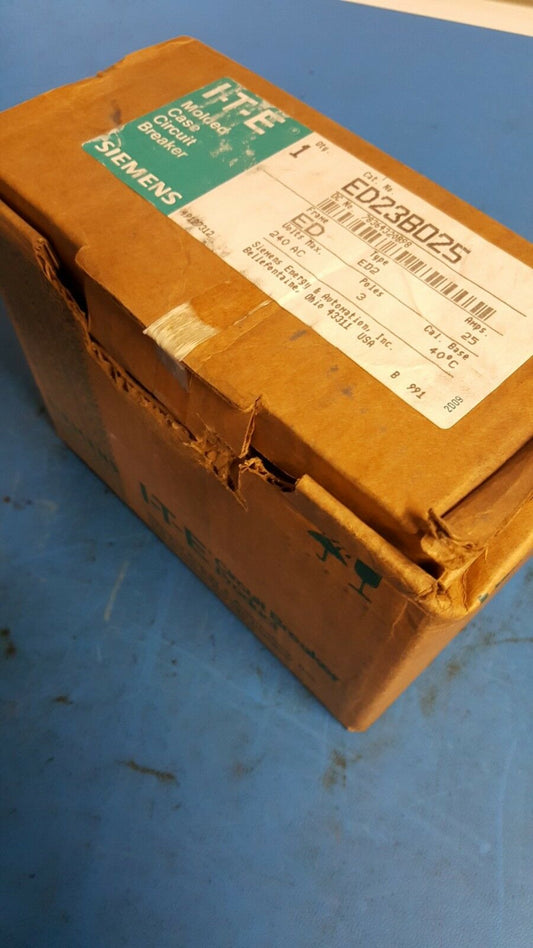 ED23B025 - Siemens 25A Amp 3P Pole 10Ka240V Feed Through Circuit Breaker