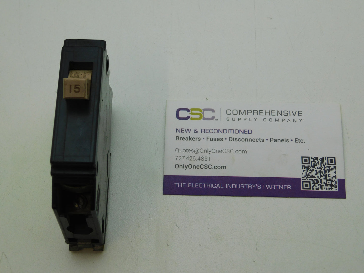 CH115 - Cutler Hammer 15A Amp 1P Pole 10kA@120/240V Plug On Circuit Breaker W/Metal Foot & Full Notch